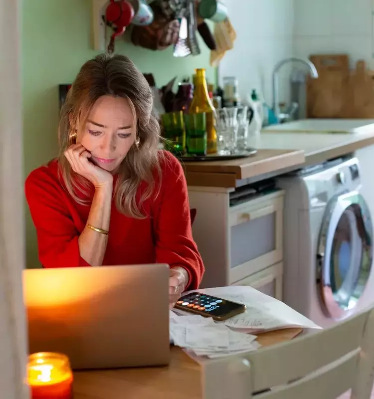 Record 401(k) Balances Amidst Rising Hardship Withdrawals: A Dual Narrative of Retirement Savings