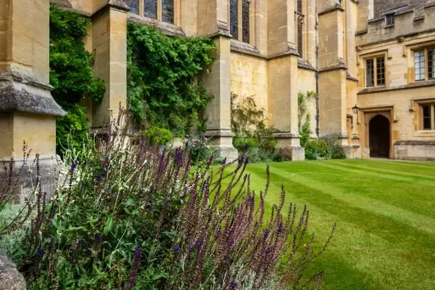 Oxford Lane Capital Corporation: Reconsidering OXLCN's Position Amidst Market Shifts