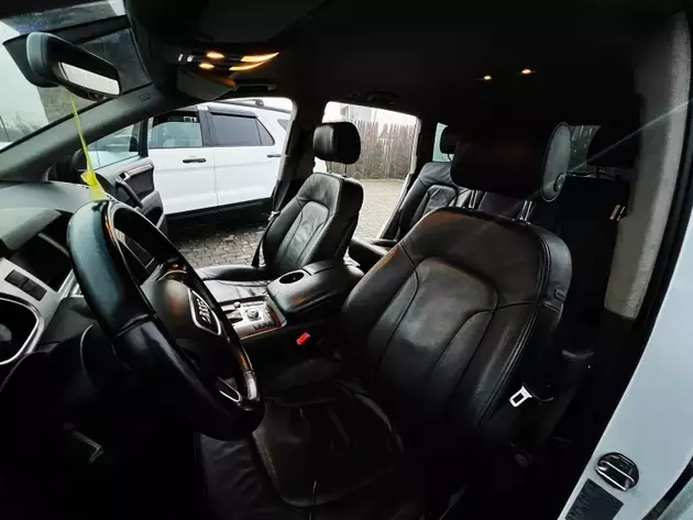 Lear Corp: Navigating Growth in Automotive Seating and E-Systems