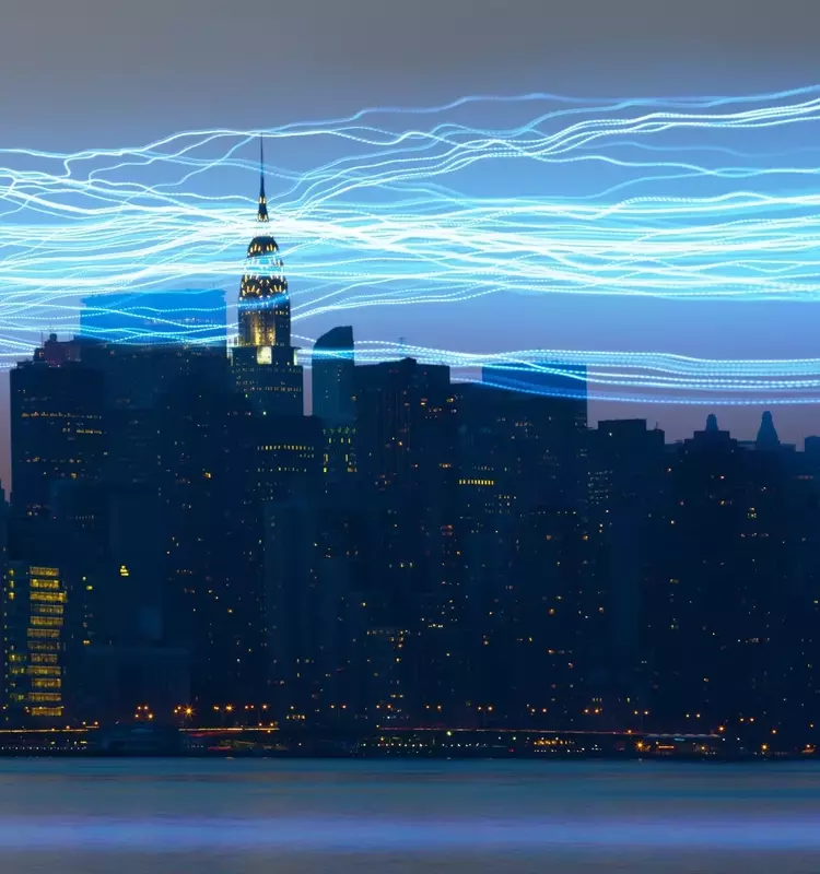 Corning's Strategic Growth in Optics and Solar