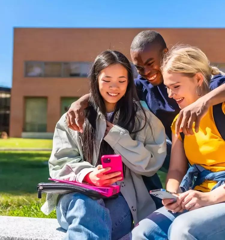 Navigating Senioritis: Ensuring a Smooth Transition to College