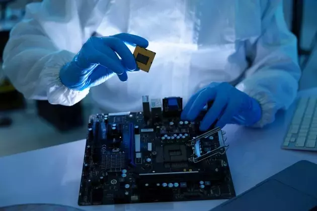 KLA Corporation: Dominating Semiconductor Process Control for AI Growth