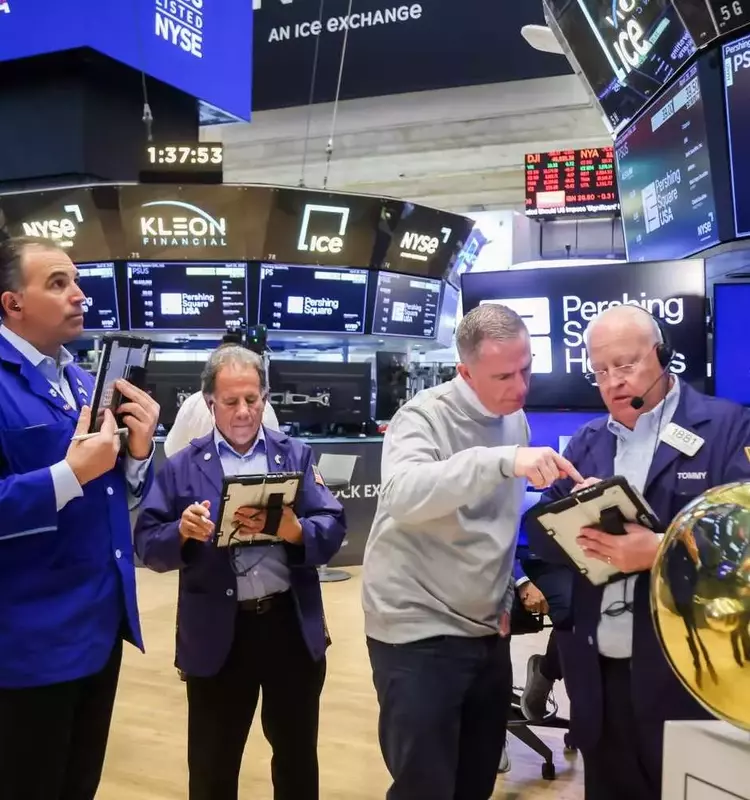 Market Futures Show Little Change After Record-Breaking April for Major Indexes