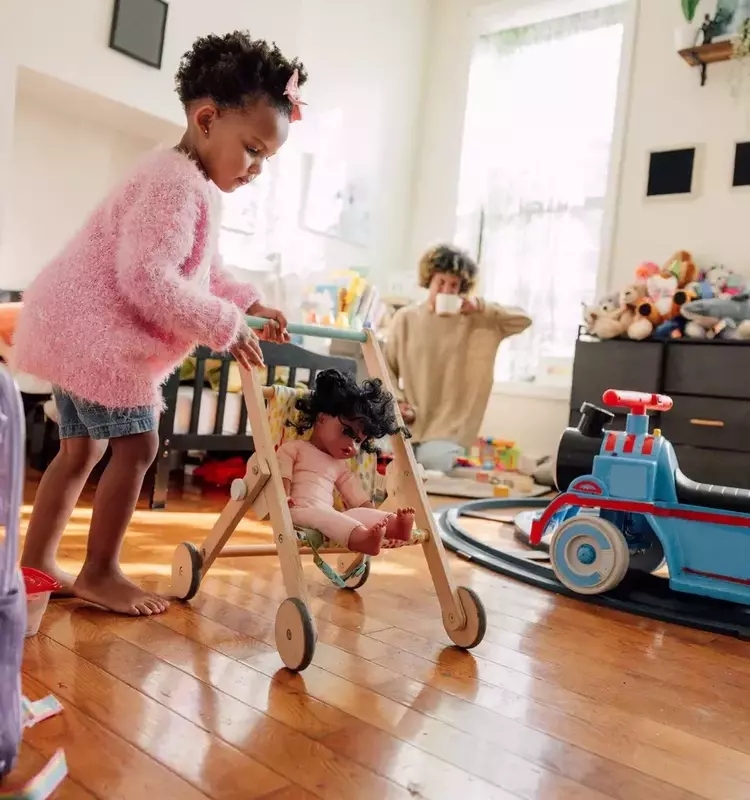 The Benefits of a Minimalist Approach to Children's Toys