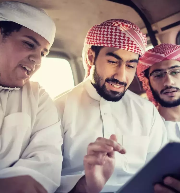 Islamic Finance: Principles, Investments, and Modern Applications