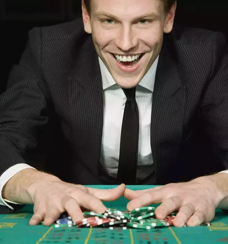 Understanding Overconfidence Bias in Financial Decision-Making