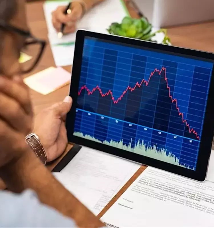 Shopify Stock Plummets Following Q1 Earnings and Q2 Guidance