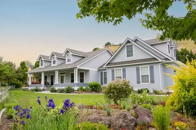 Housing Market's Pivotal Spring Selling Season Stalls