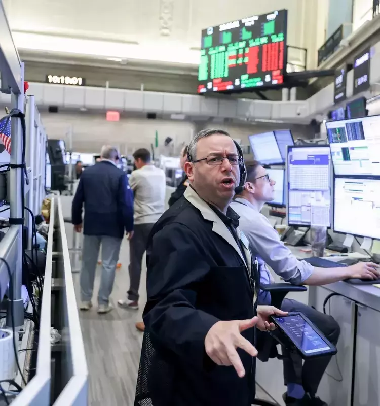 Technology Sector Fuels Stock Market Gains Amidst Energy Market Fluctuations