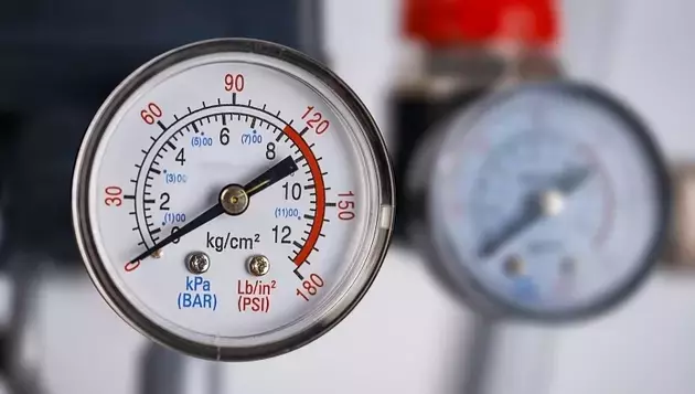 Ingersoll Rand Stock Faces Headwinds Amidst Insider Selling and Valuation Concerns