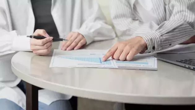 Navigating Market Volatility: Diamond Hill's Small-Mid Cap Strategy in Q1 2026