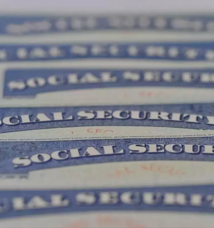 Strategic Social Security Claiming: When Age 62 Makes Sense