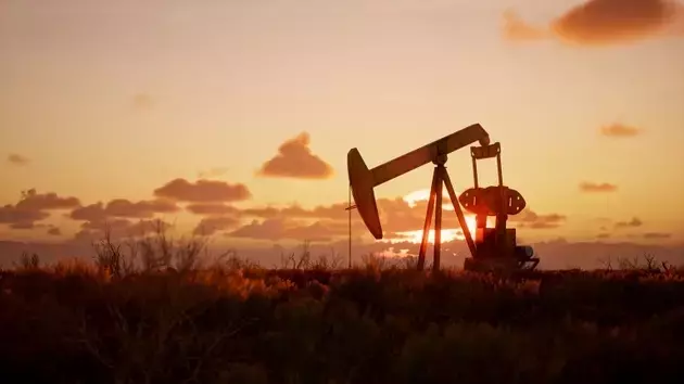 Athabasca Oil: A Risky Bet with Upside Potential from Soaring Oil Prices