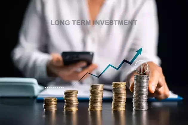 Navigating Fixed Income: A Look at the Hartford Low Duration High Income Fund