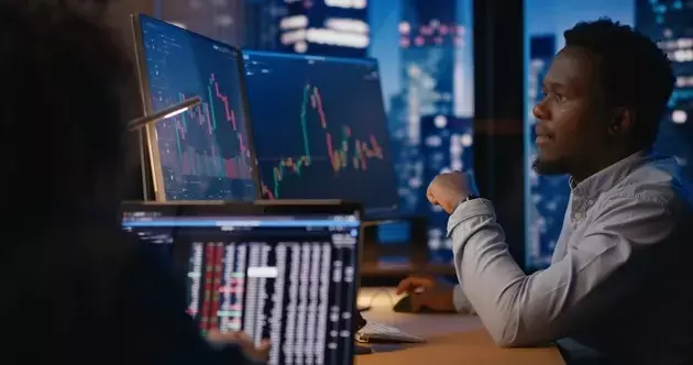 The Illusion of Daily Liquidity in Private Credit: Why Frequent Pricing Doesn't Mean True Price Discovery