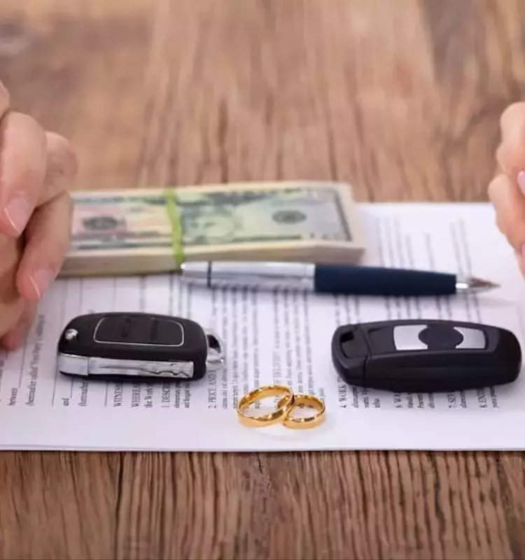 Bankruptcy – Chapter 7 vs Chapter 13, Dischargeable Debts, and Consequences