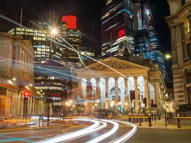 UK Asset Markets Under Pressure Amidst Political Turmoil