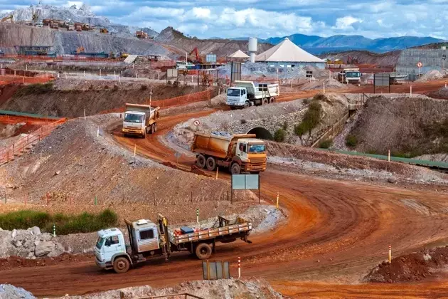 Understanding VALE's Investment Profile: Risks and Opportunities