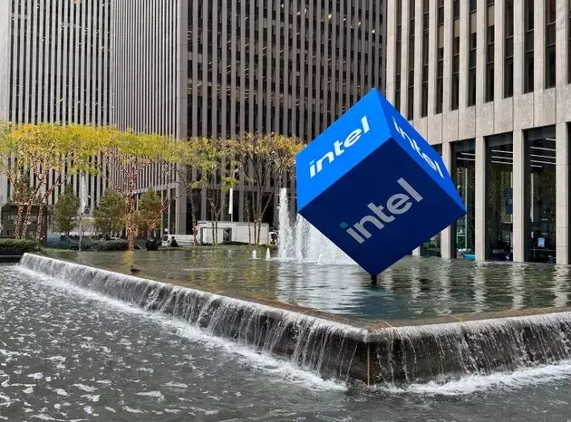 Intel's Remarkable Revival: A Phoenix Rising in the AI Era