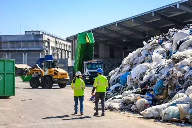 Waste Management's Promising Outlook: Financial Strength and Growth Potential