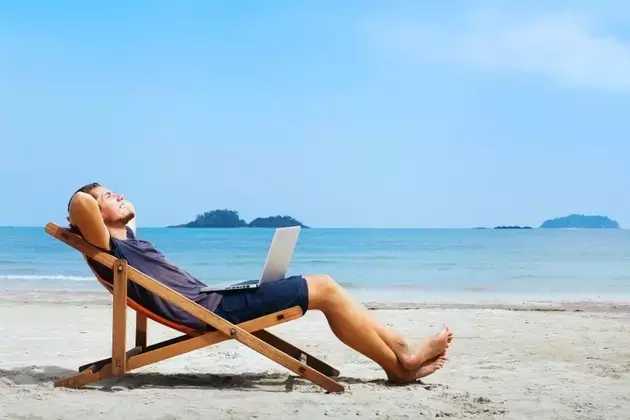 Identifying Top Monthly Dividend BDCs for Stable Retirement Income