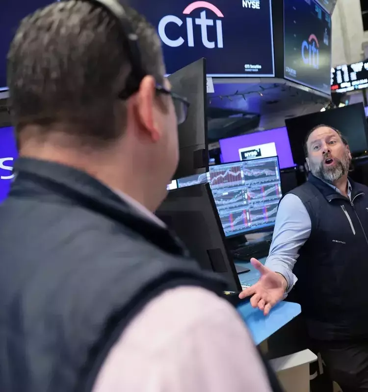 Global Markets Show Upward Momentum Amidst Geopolitical Tensions