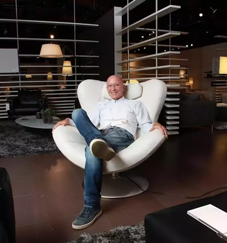 Natuzzi Secures NYSE Listing, Navigates Union Agreement for Business Fortification
