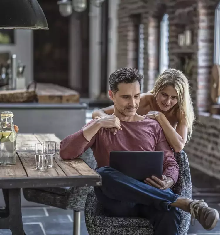 Crafting a Resilient Financial Plan for Couples: Navigating Life's Unpredictability