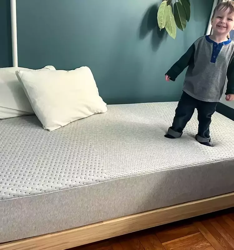Choosing the Best Mattress for Children: A Comprehensive Guide