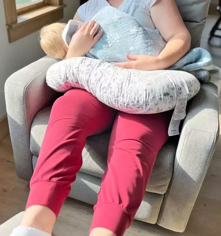 Top Nursery Gliders and Rocking Chairs for New Parents: Expert Reviews and Recommendations