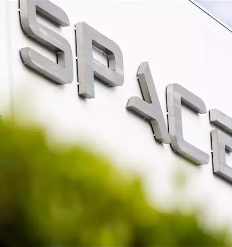 Morningstar Values SpaceX Significantly Below IPO Target
