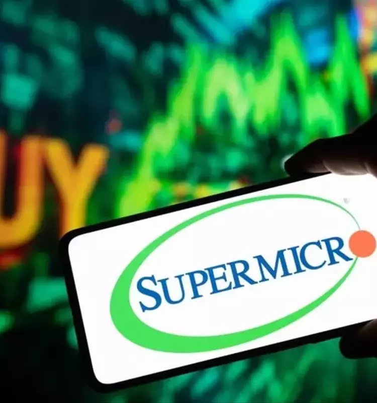 Super Micro Computer Stock Faces Headwinds Amidst Market Weakness