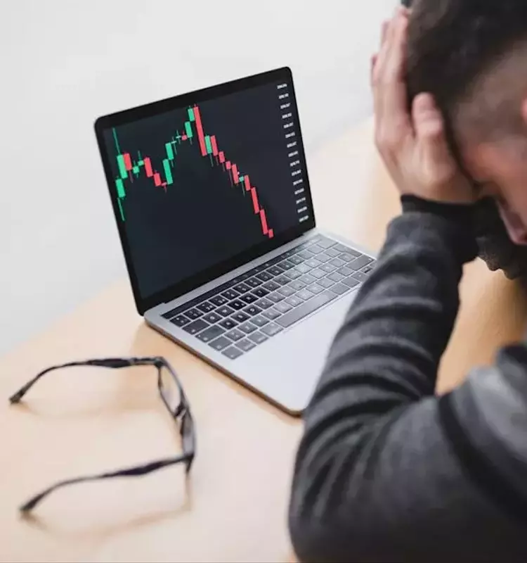 Uranium Energy Stock Experiences Significant Decline Amidst Strategic Inventory Retention