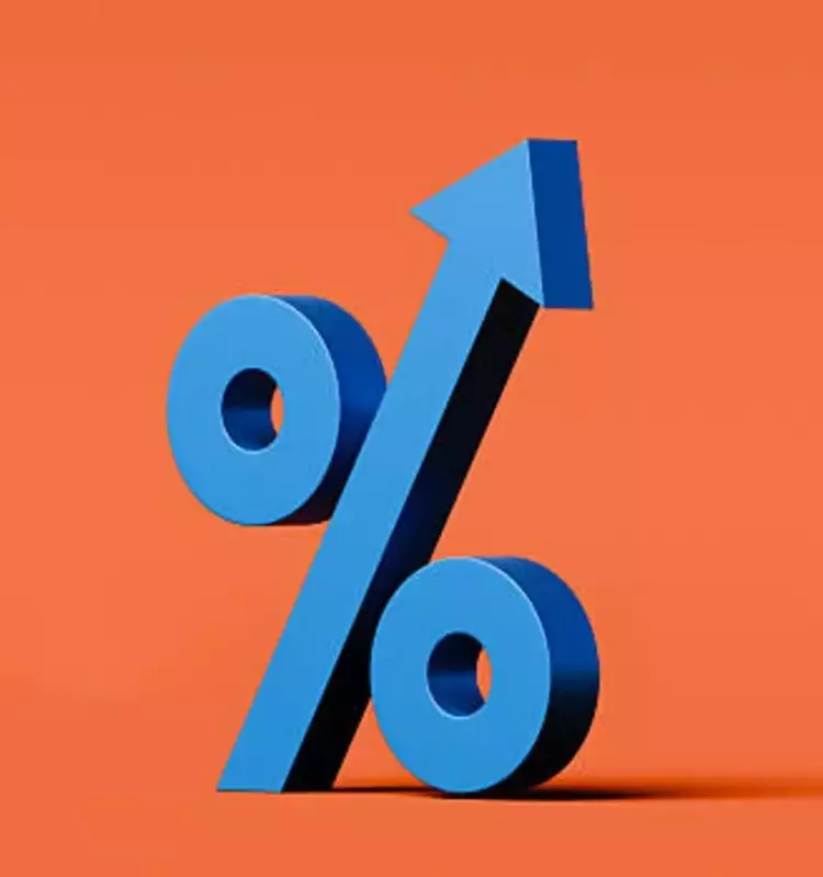 Monetary Policy Dilemma: To Hike or Not to Hike?