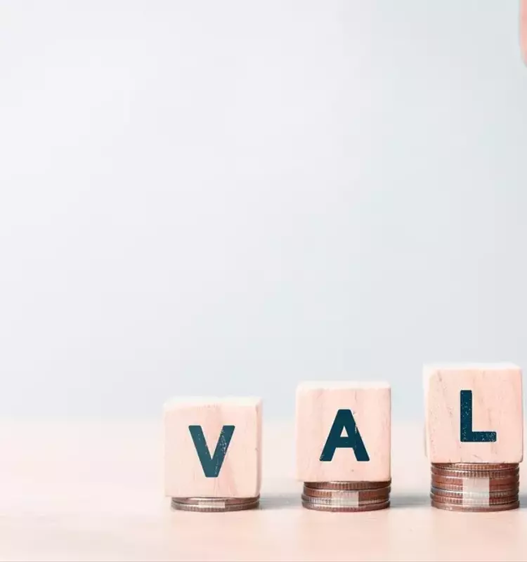 Unlocking Value: The Strategic Advantages of Large-Cap Value Investing