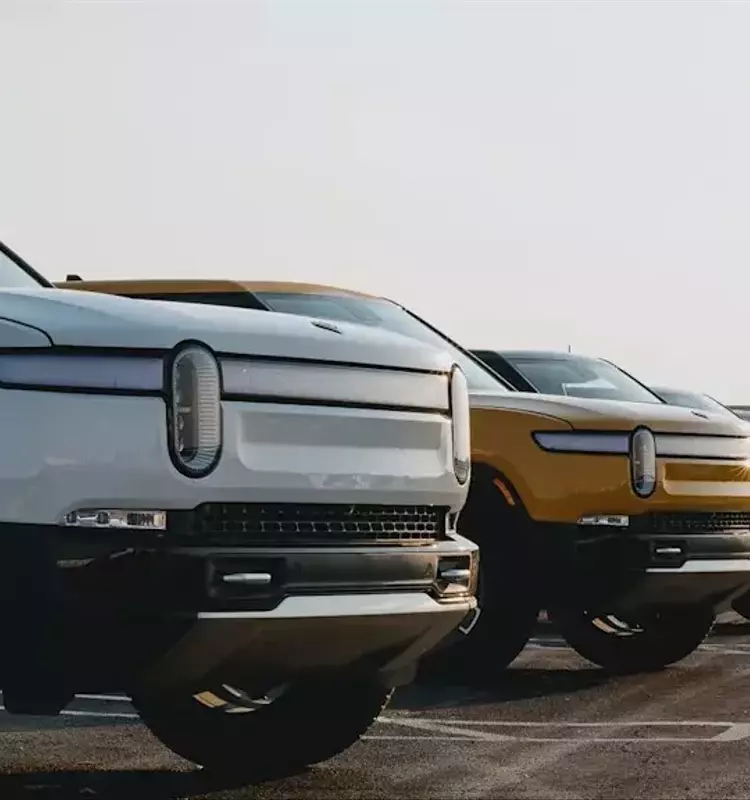 SpaceX IPO's AI Focus to Indirectly Propel Rivian's Robotaxi Market Position