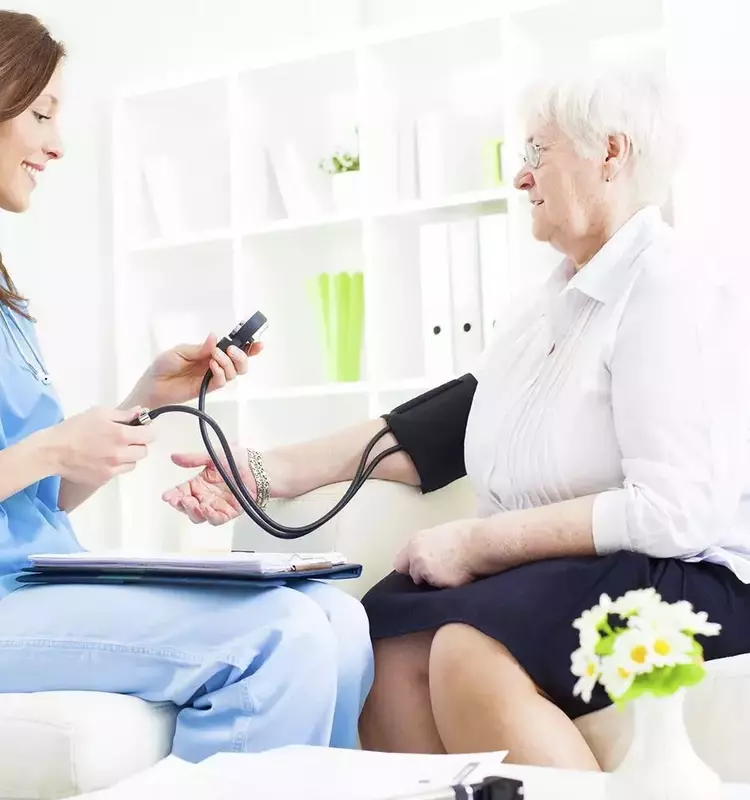 Navigating Skilled Nursing Facilities: Services, Costs, and Key Distinctions