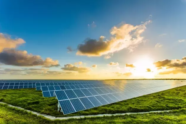 T1 Energy: A Short-Term Opportunity Amidst Long-Term Uncertainties