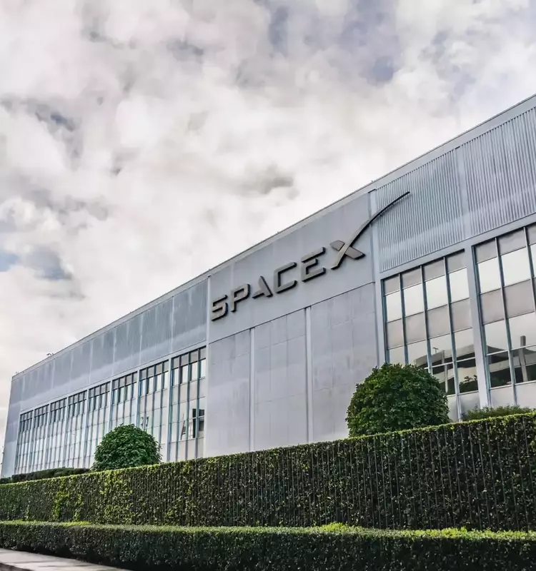 SpaceX to Join Nasdaq 100 Index, Sparking Pre-Market Rally
