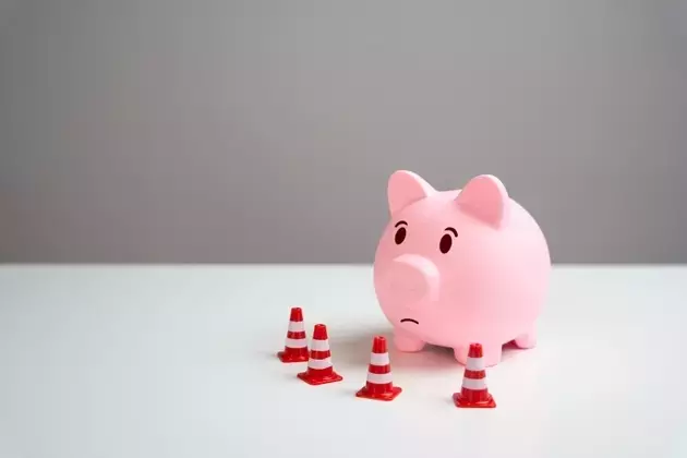 Blue Owl Capital's Market Challenges: Redemption Woes and AI Exposure