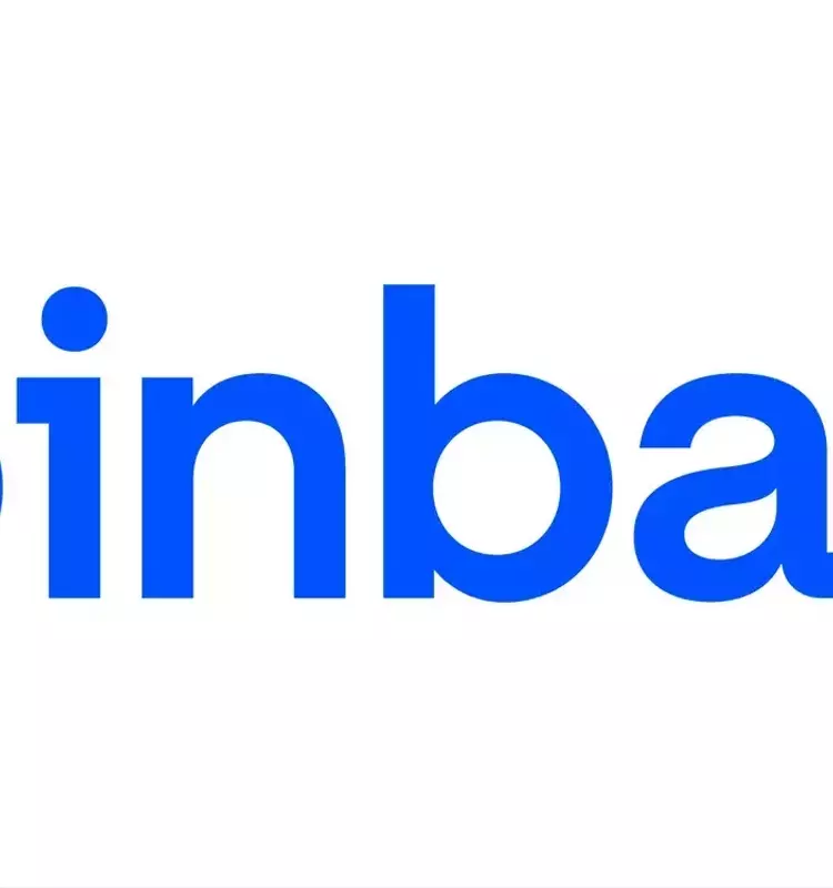 A Comparative Analysis of Cryptocurrency Trading Platforms: Coinbase vs. Robinhood