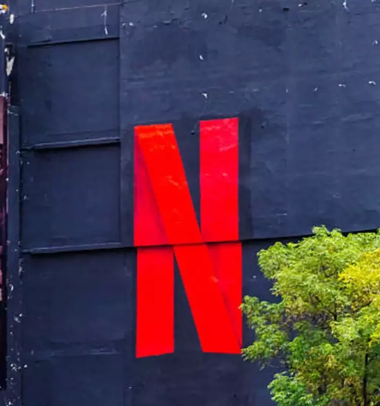 Netflix: Market's Underestimation Presents Buying Opportunity (Q2 Insights)