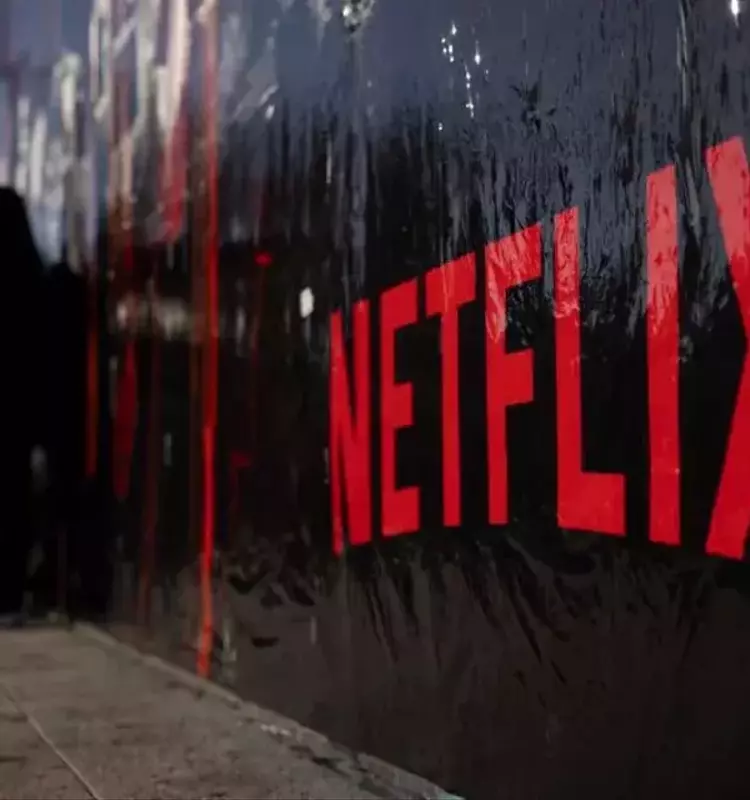 Netflix Shares Decline After Mixed Earnings Report
