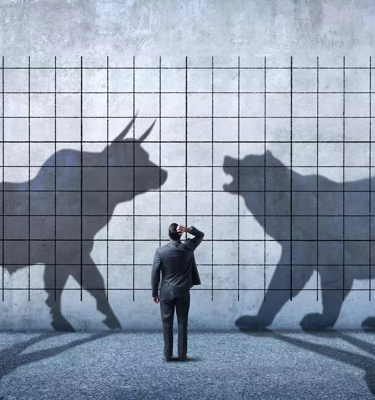 Perella Weinberg Partners: A 'Sell' Amidst Market Headwinds