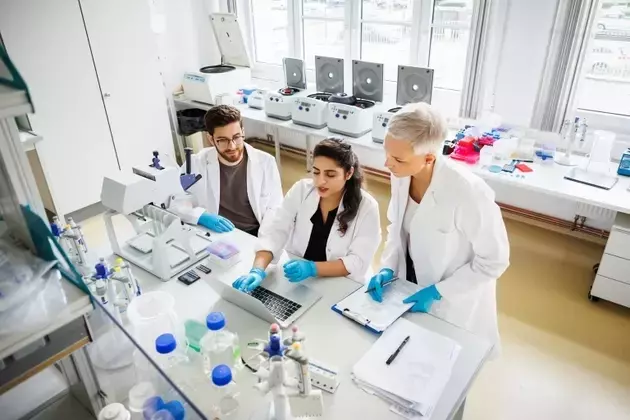 BioNTech: Overvalued Pipeline and Financial Risks