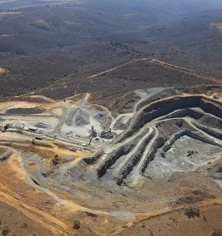 Vale S.A. Faces Valuation Concerns Amidst Debt and Geopolitical Risks