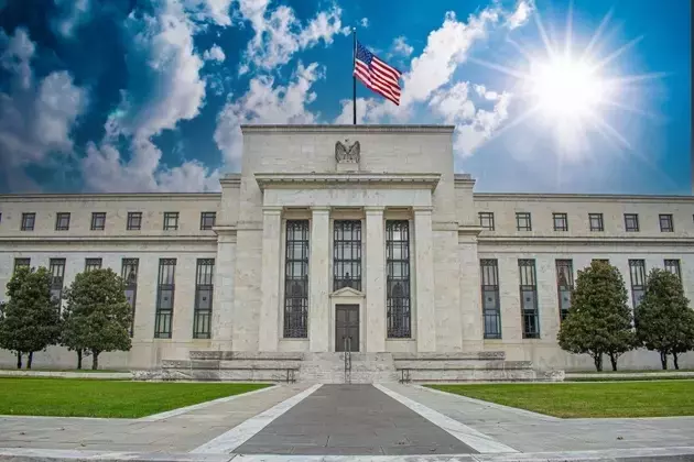 The Federal Reserve's Interest Rate Policy: Following the Market, Not Leading
