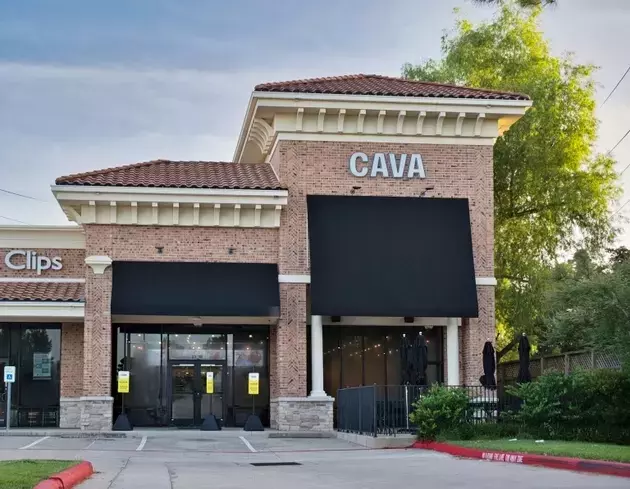 CAVA Group's Growth Strategy Under Scrutiny: Expansion vs. Profitability