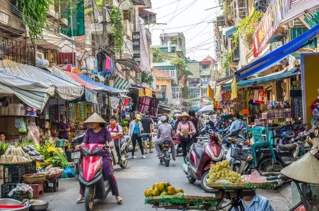 Navigating Vietnam's Economic Landscape: Opportunities and Risks for the VanEck Vietnam ETF (VNM)