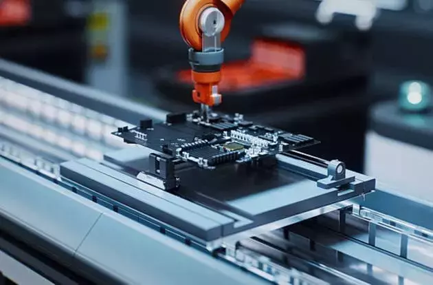 Navigating Leveraged Semiconductor ETFs: A Cautious Approach